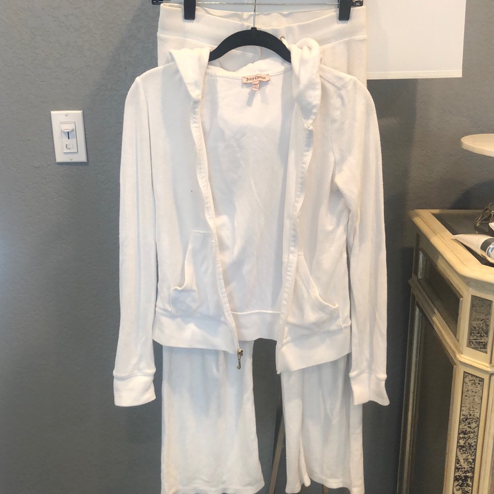 Women’s Tracksuit